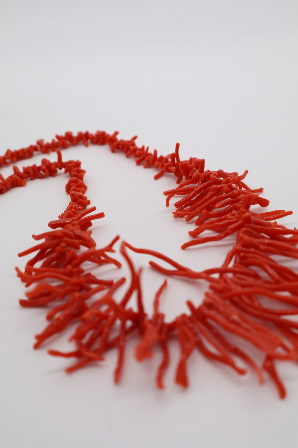 Collana Girocollo in Corallo Naturale Rosso con Chiusura in Argento 925