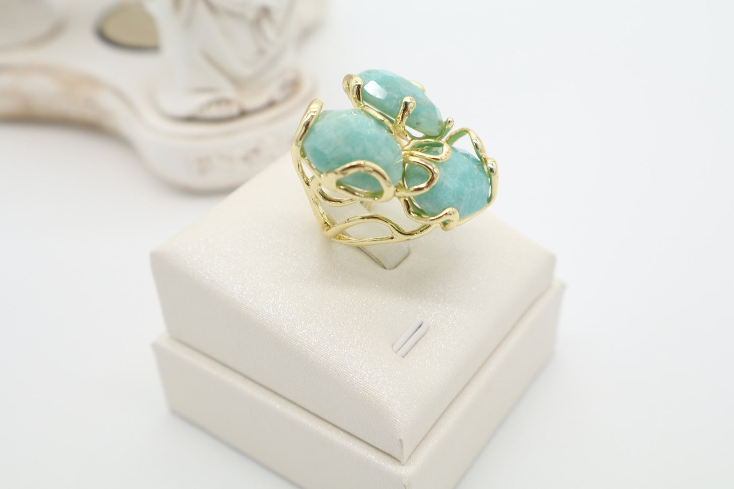Anello cocktail in bronzo dorato con amazzonite