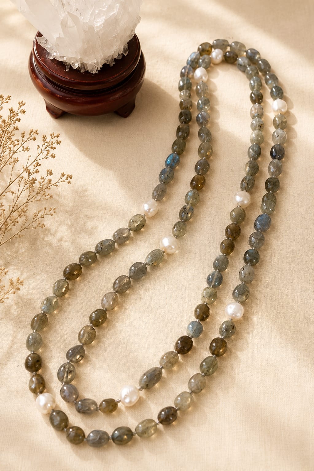 Collana Lunga in Labradorite e Perle di Fiume – 120 cm