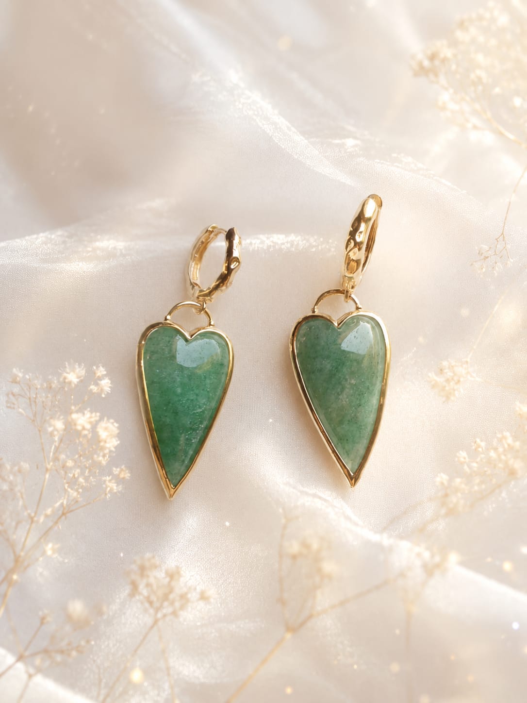 Orecchini Cuore in Aventurina Verde – Monachella a Cerchio