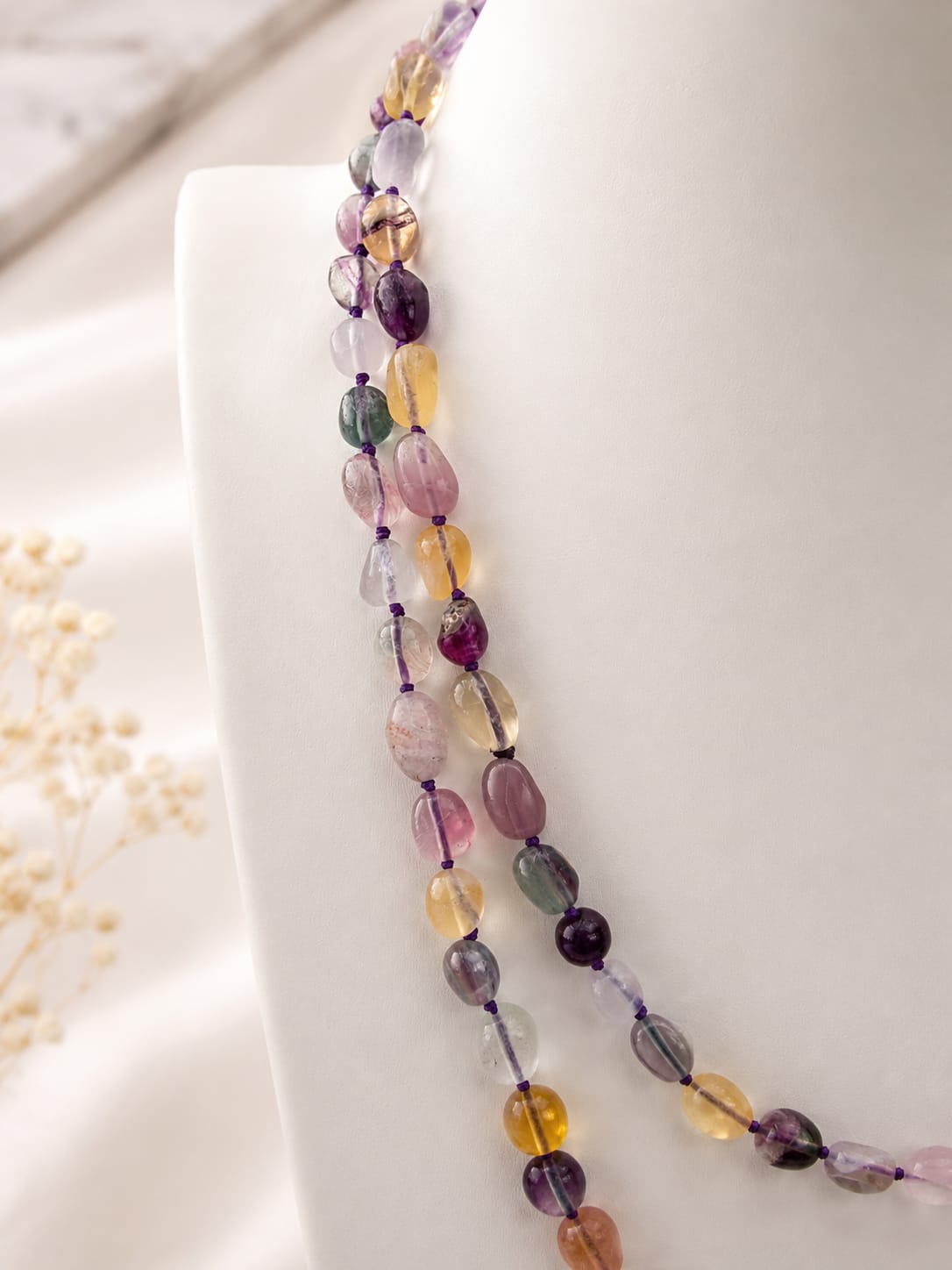 Collana Lunga in Fluorite Arcobaleno Naturale Multi color – Pepite Levigate 7/8 mm