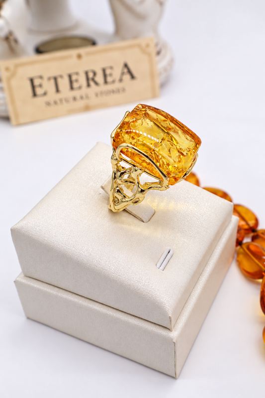 Anello in Ambra Naturale Citrino Cabochon – Prestige