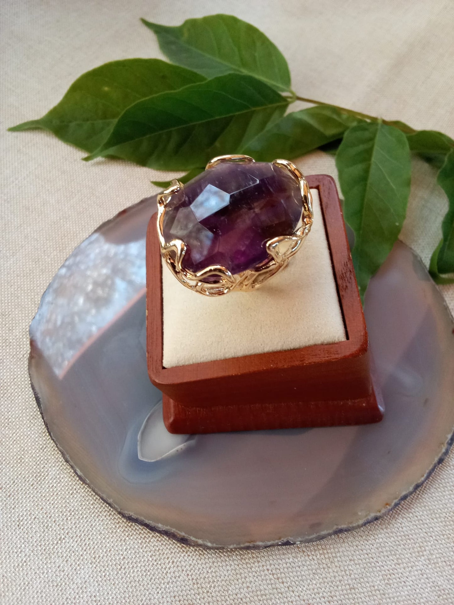 Grande Anello in Bronzo con Pietra di Ametista