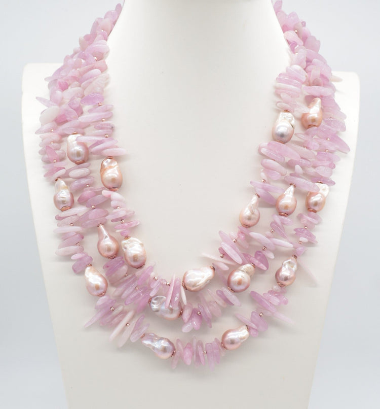 Collana multifilo in kunzite naturale e perle barocche con chiusura in argento rosé - Eterea Natural Stone