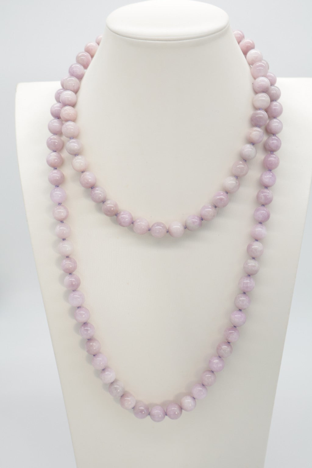 Collana Sautoir in Kunzite Naturale 10 mm Annodata a Mano – 120 cm
