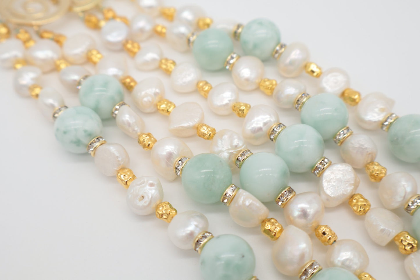 Collana Prestige a Tre Fili in Larimar e Perle Barocche Naturali