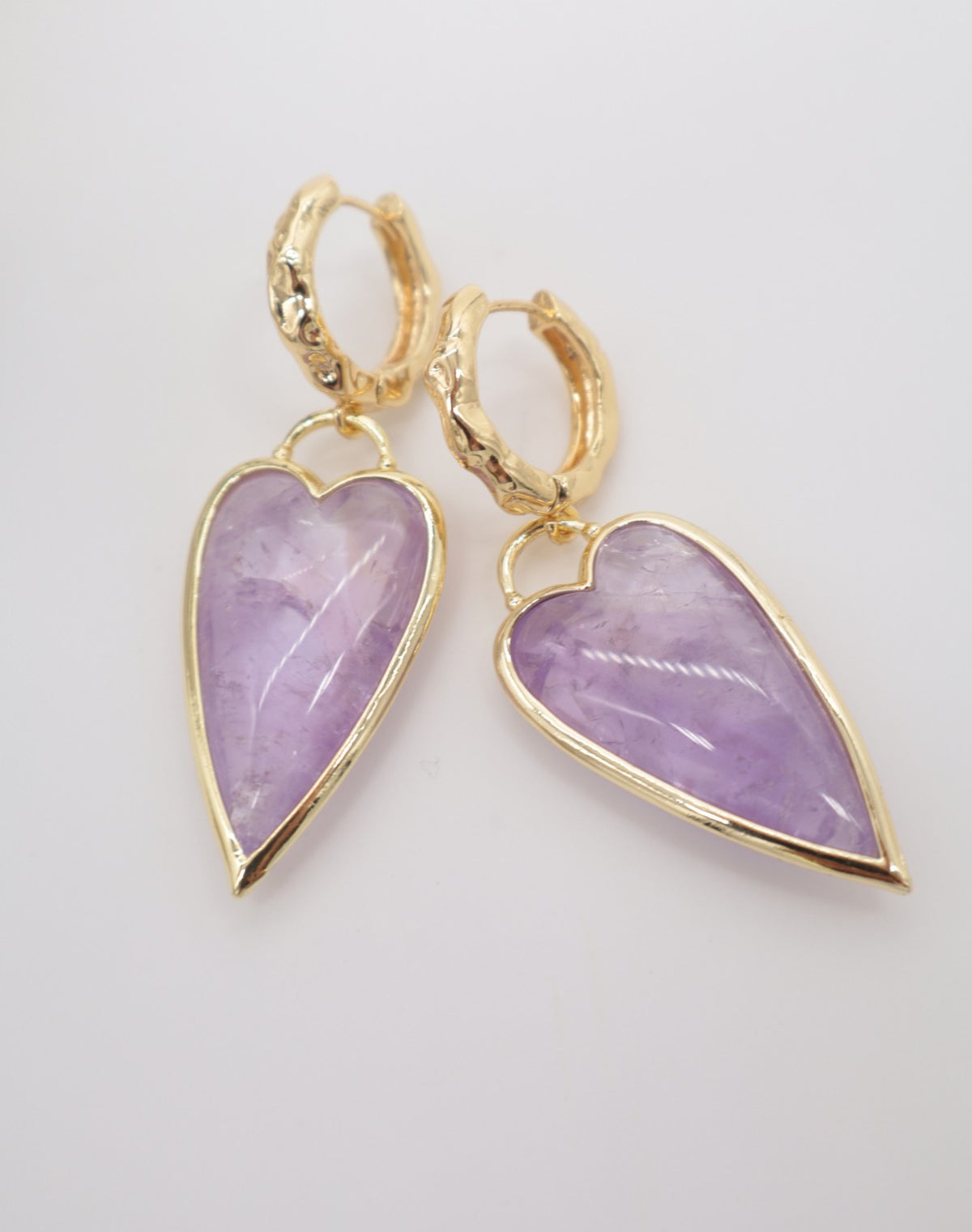Boucles d'oreilles cœur en améthyste lavande
