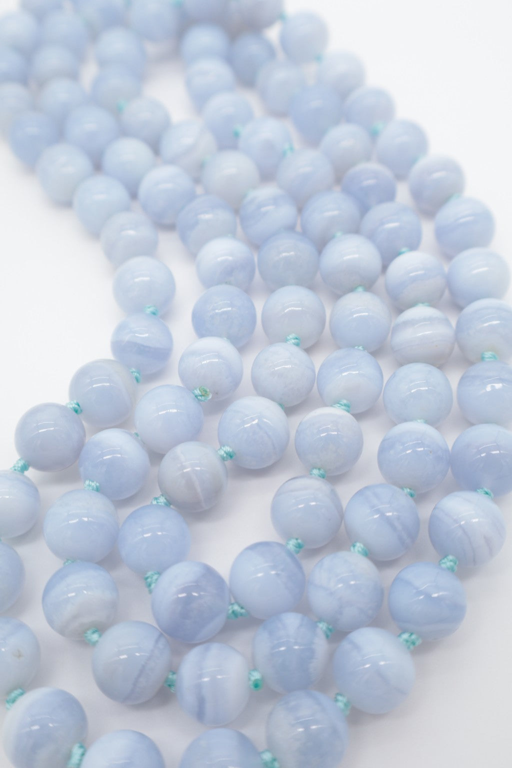 Collana Lunga 120 cm in Calcedonio Azzurro – Collezione Prestige