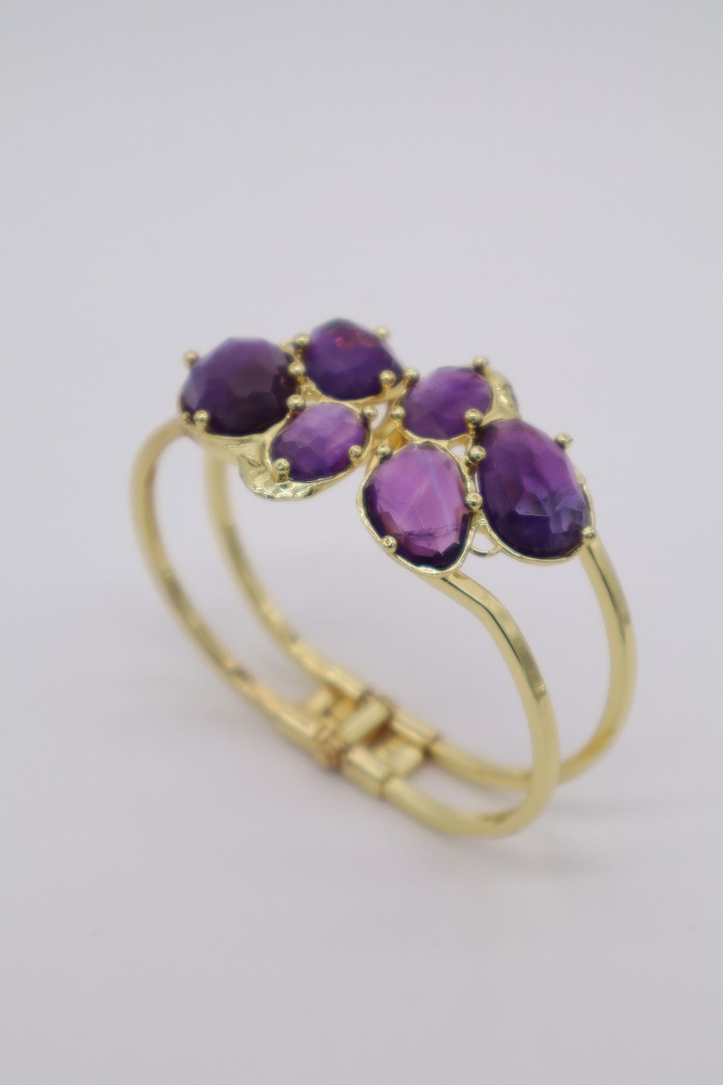 Bracciale Rigido in Bronzo Dorato con  Ametiste Sfaccettate