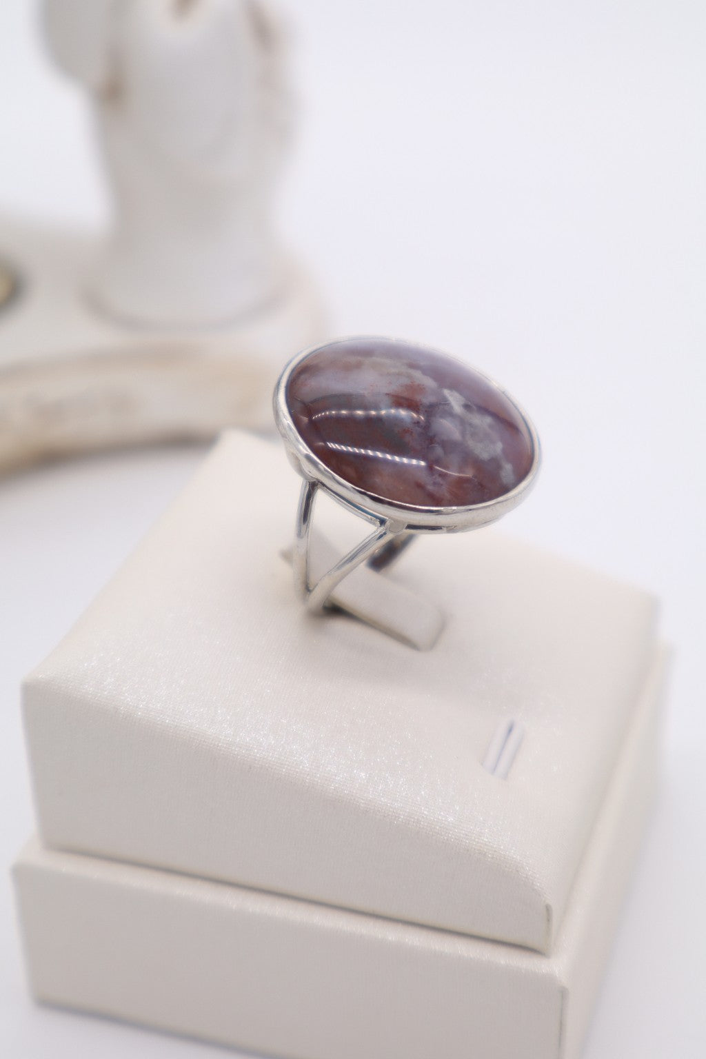 Anello Regolabile in Bronzo Rodiato con Agata Indiana