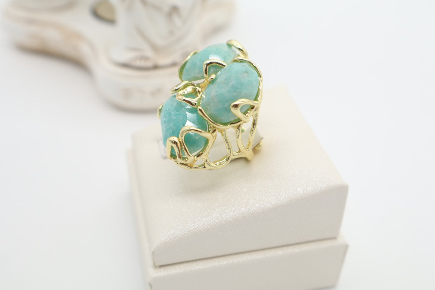 Anello cocktail in bronzo dorato con amazzonite
