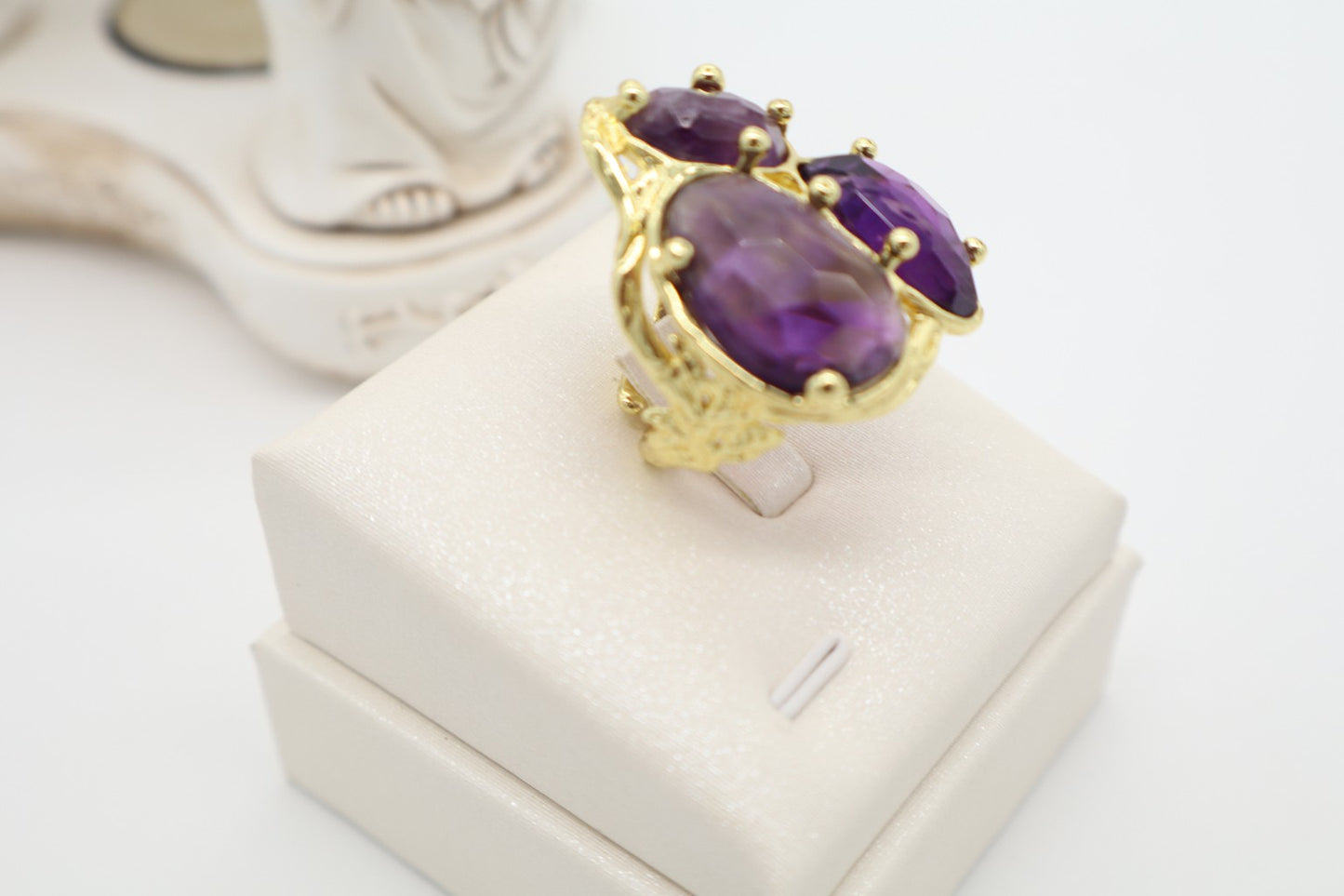 Anello Cocktail Ametista Viola Sfaccettata in Bronzo Dorato