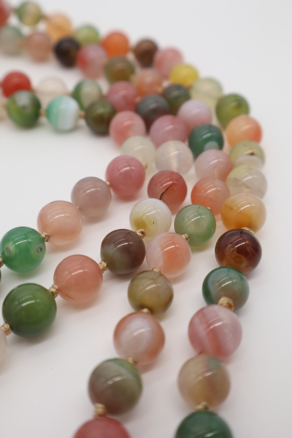 Collana Lunga in Agata Floreale 10 mm – 120 cm