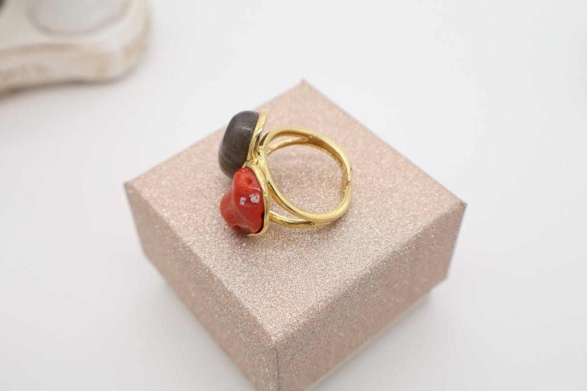Anello in Argento 925 Dorato con Labradorite e Corallo Naturale