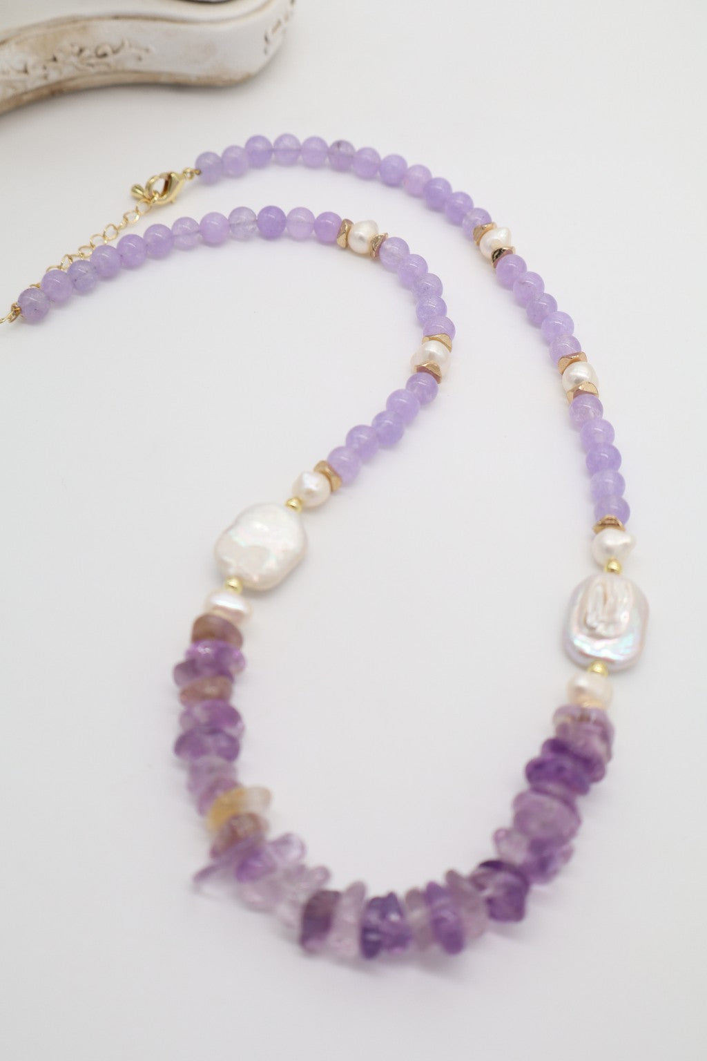 Collana Girocollo in Ametista Lavanda, Perle di Fiume e Chips di Ametista