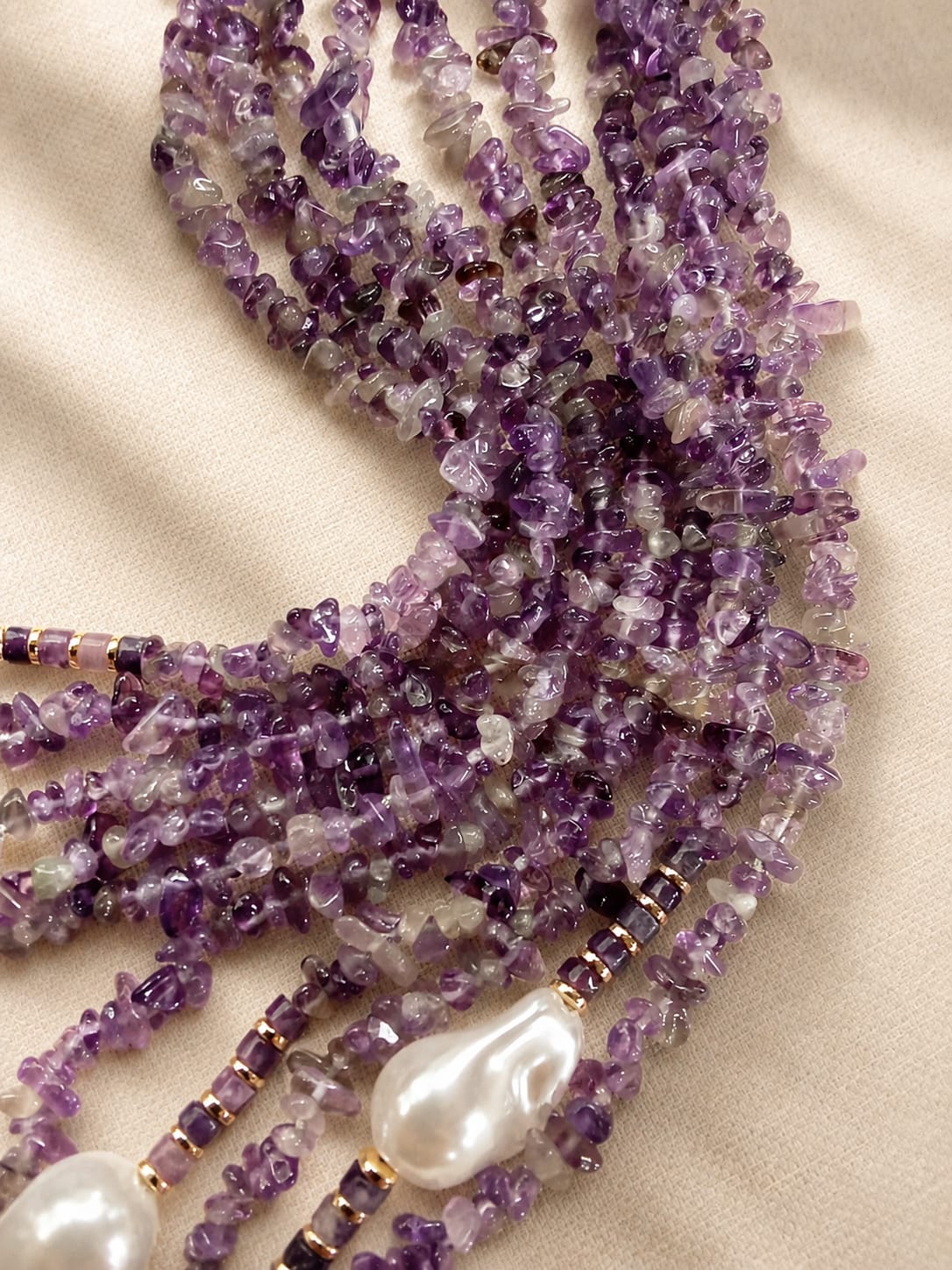 Collana multifilo in ametista e perle barocche – 55 cm