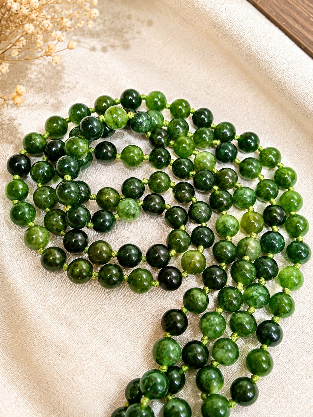 Collana Lunga in Giada Albite Naturale 120 cm – Pietre da 8 mm
