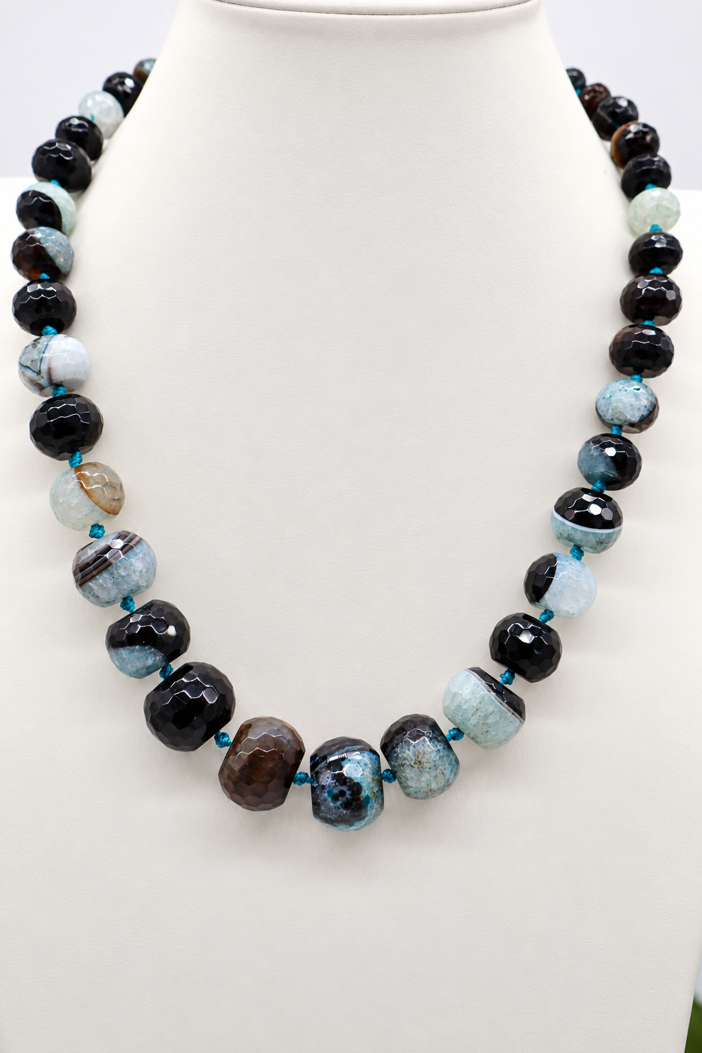 Collana Agata Bicolore Sfaccettata Naturale – 55 cm