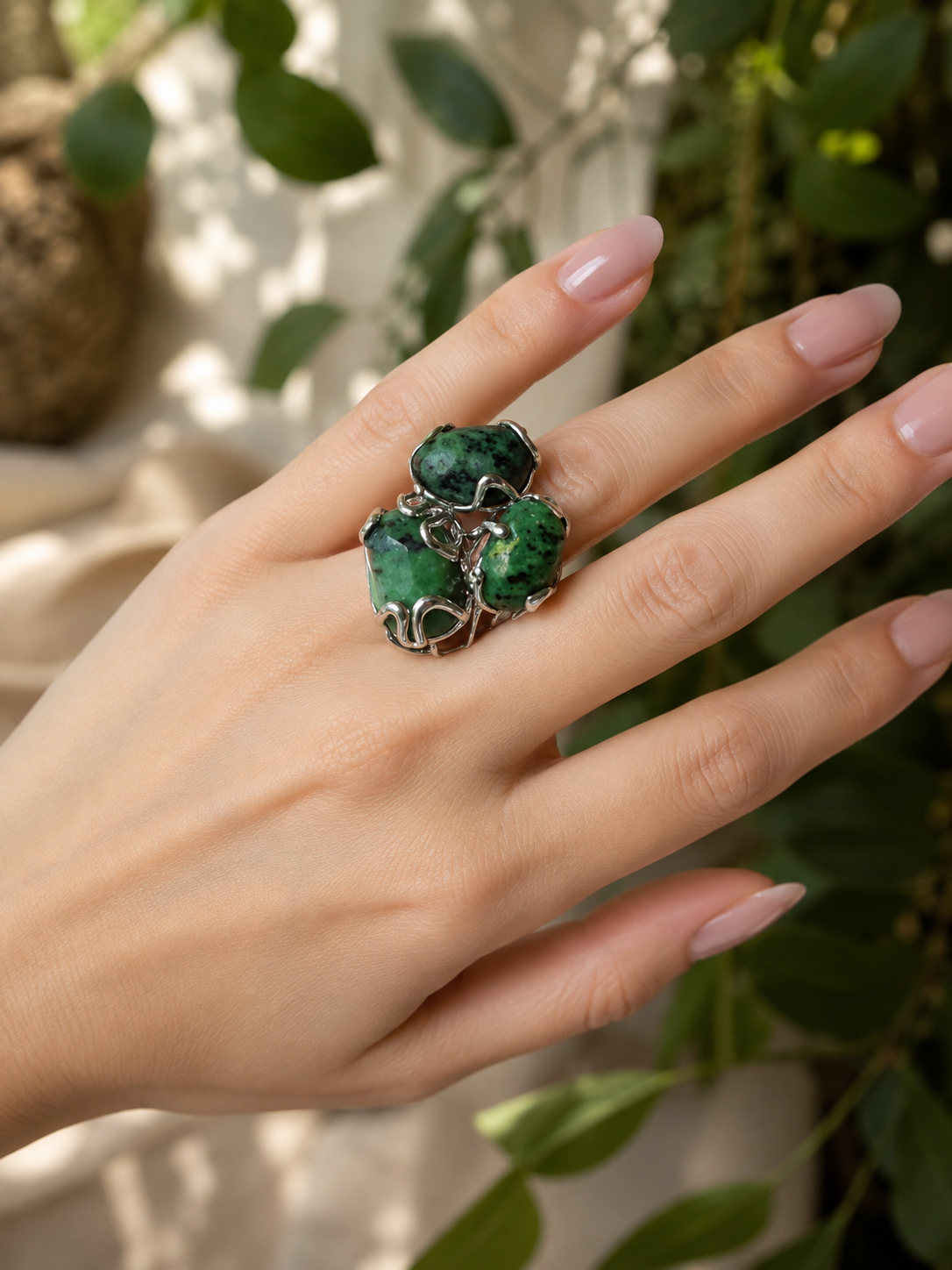 Anello Cocktail in Zoisite Verde