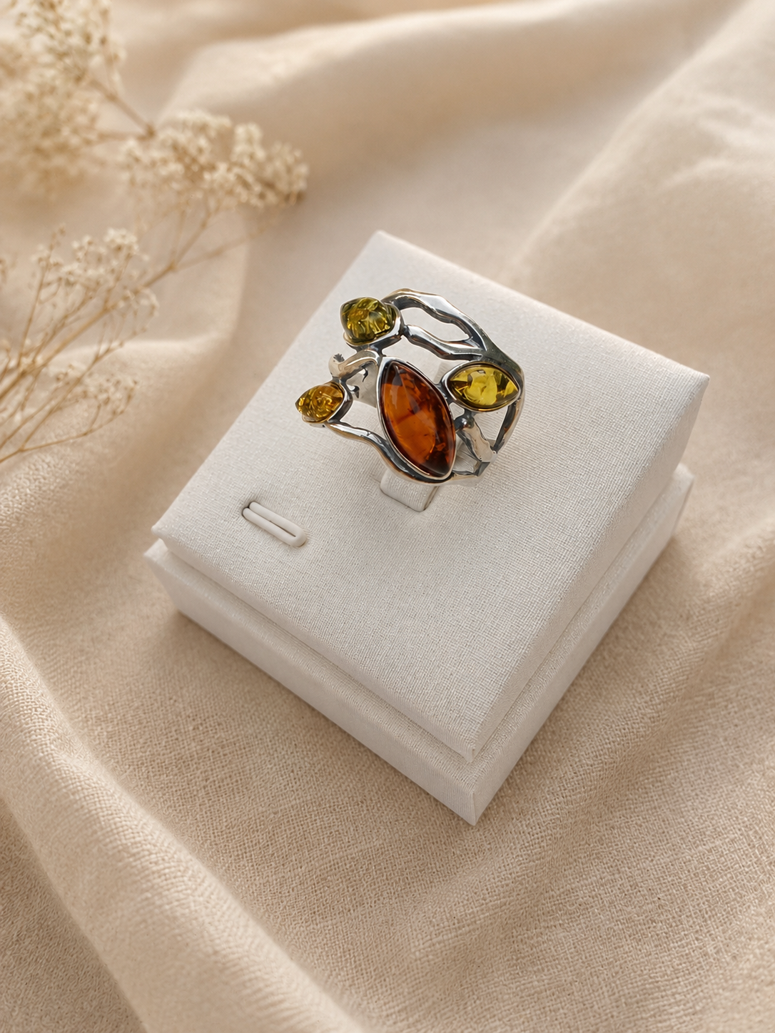 Anello a fascia in Argento 925 con Ambra Baltica Multicolore