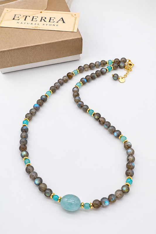 Collana girocollo in labradorite naturale e acquamarina con grande pietra ovale centrale