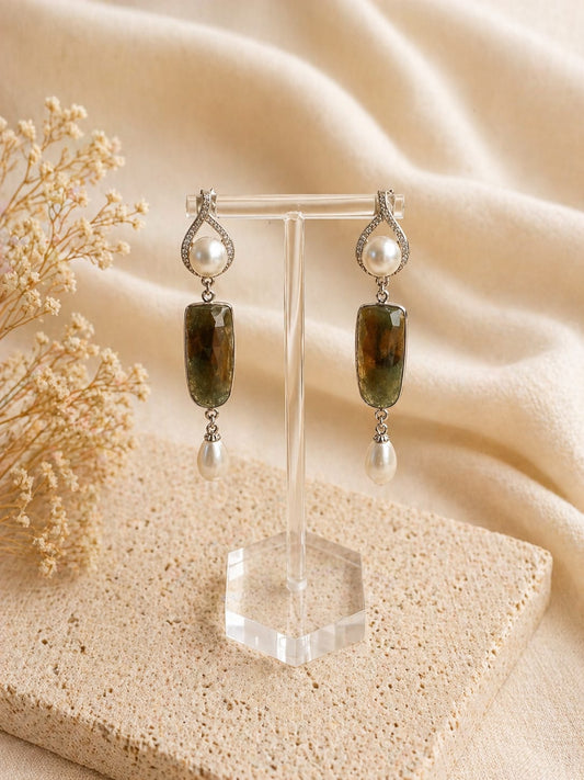 Orecchini Pendenti in Argento 925 con Zoisite Naturale e Perle di Fiume