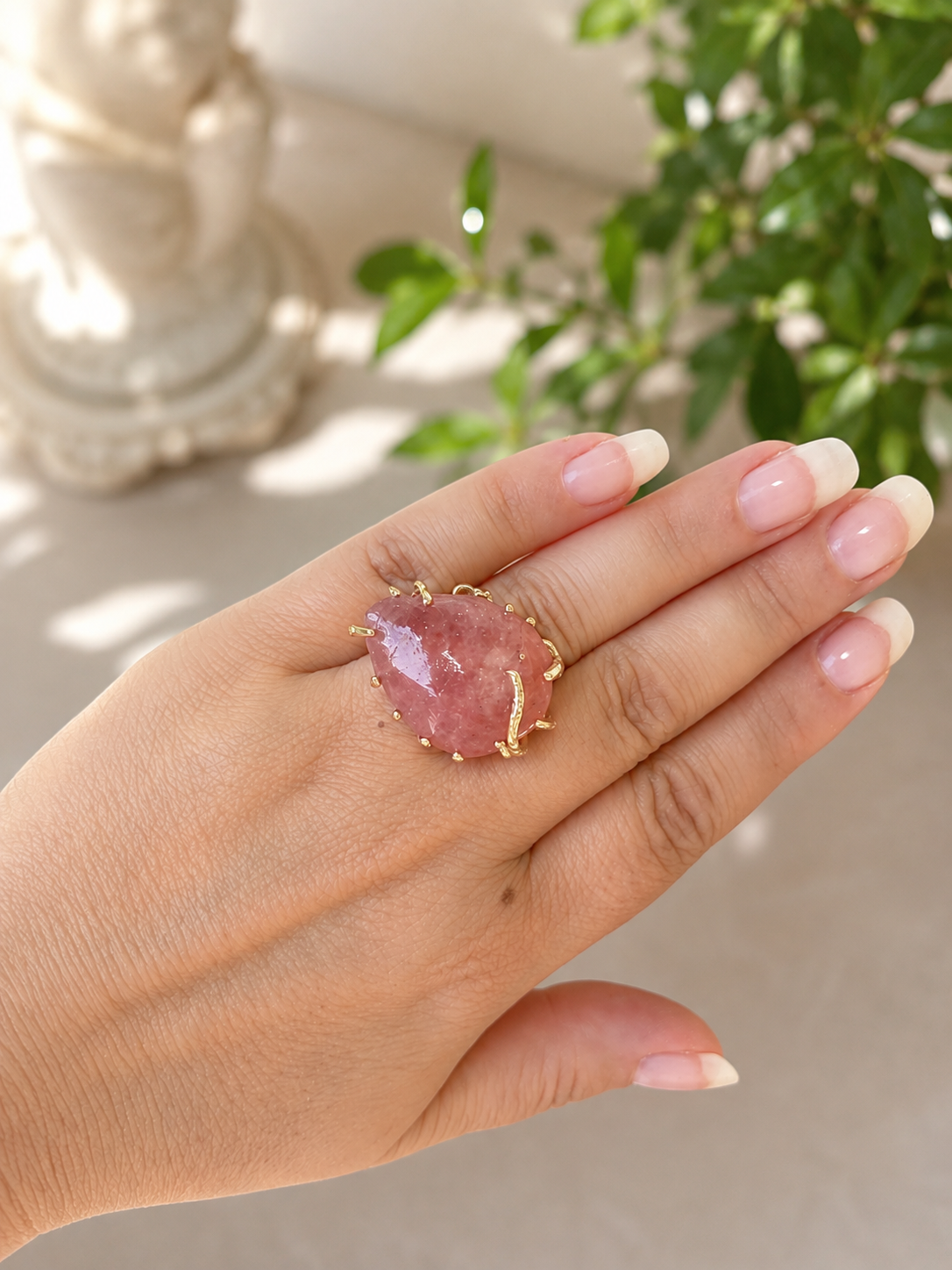 Anello Regolabile in Quarzo Rosa Fragola – Pietra a Goccia