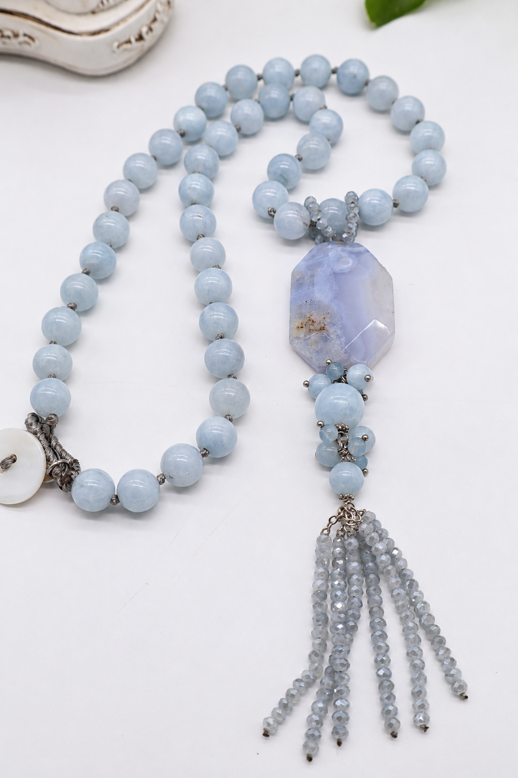 Collana Girocollo in Cianite Celeste e Agata Celeste.