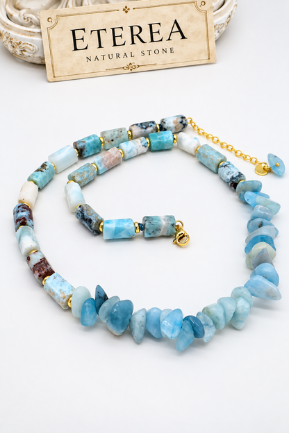 Girocollo Eterea in Larimar e Acquamarina naturale con distanziatori dorati