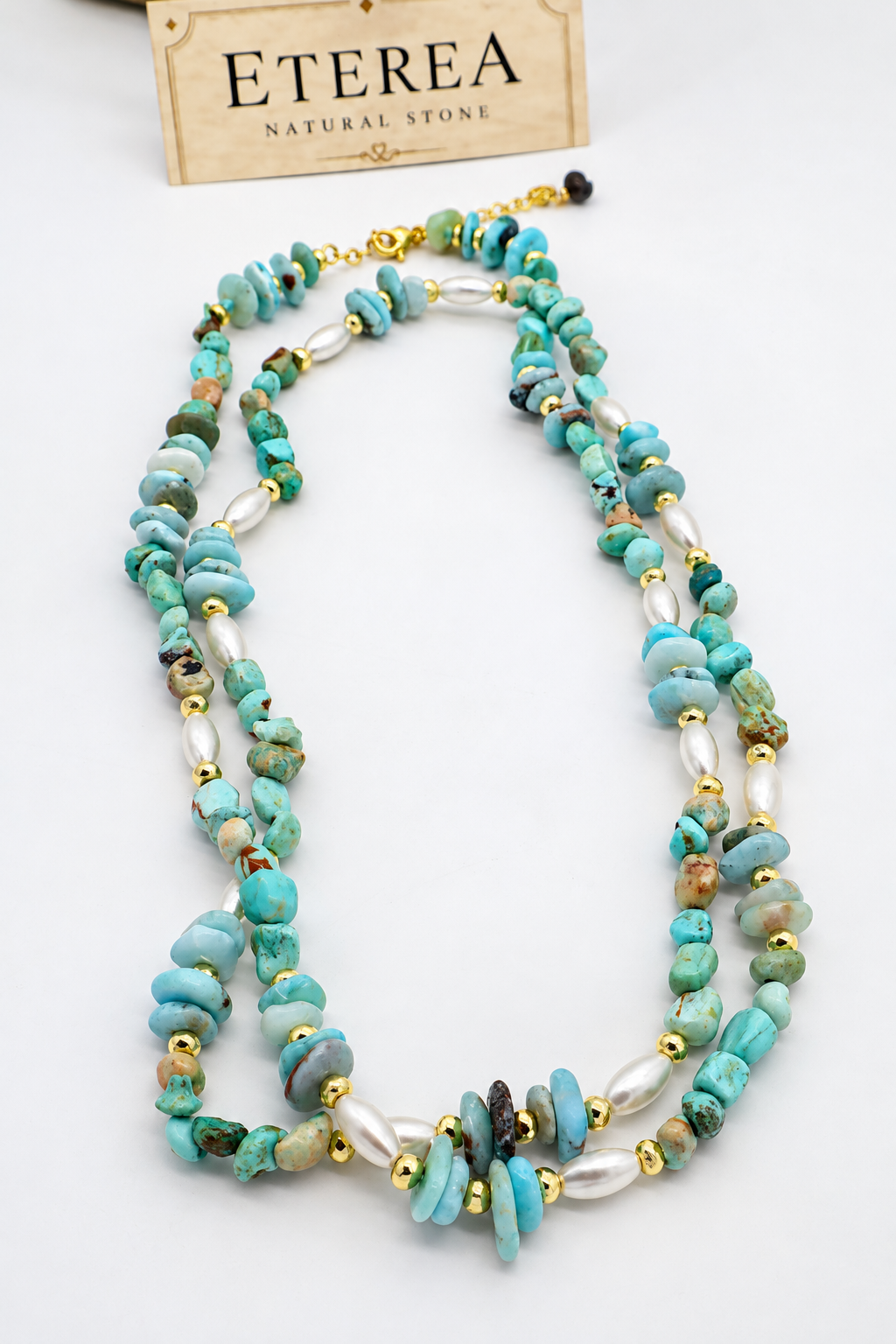 Collana Essential in crisocolla, larimar e perle di fiume a chicco di riso, lunga 85 cm con estensione di 5 cm e dettagli dorati – Eterea Natural Stone