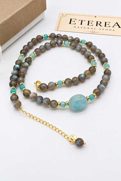 Collana girocollo in labradorite naturale e acquamarina con grande pietra ovale centrale
