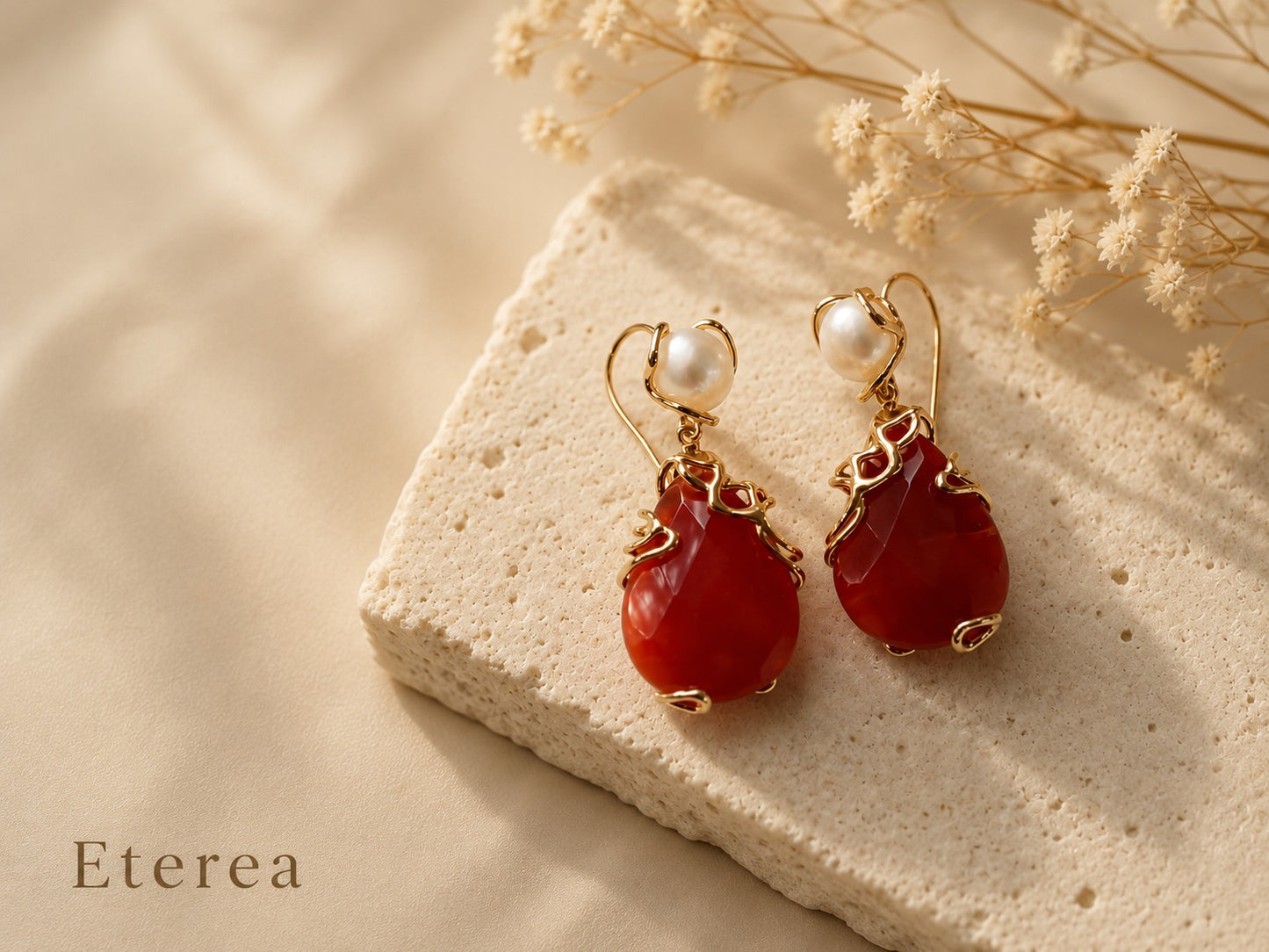 Orecchini in Corniola Rossa Sfaccettata e Perle Naturali