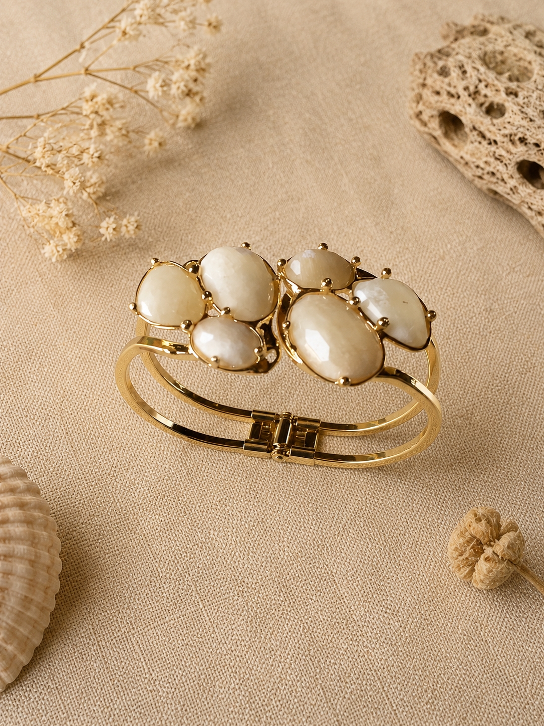 Bracciale Rigido con Pietra di Luna Bianca Sfaccettata | Eterea Natural Stone