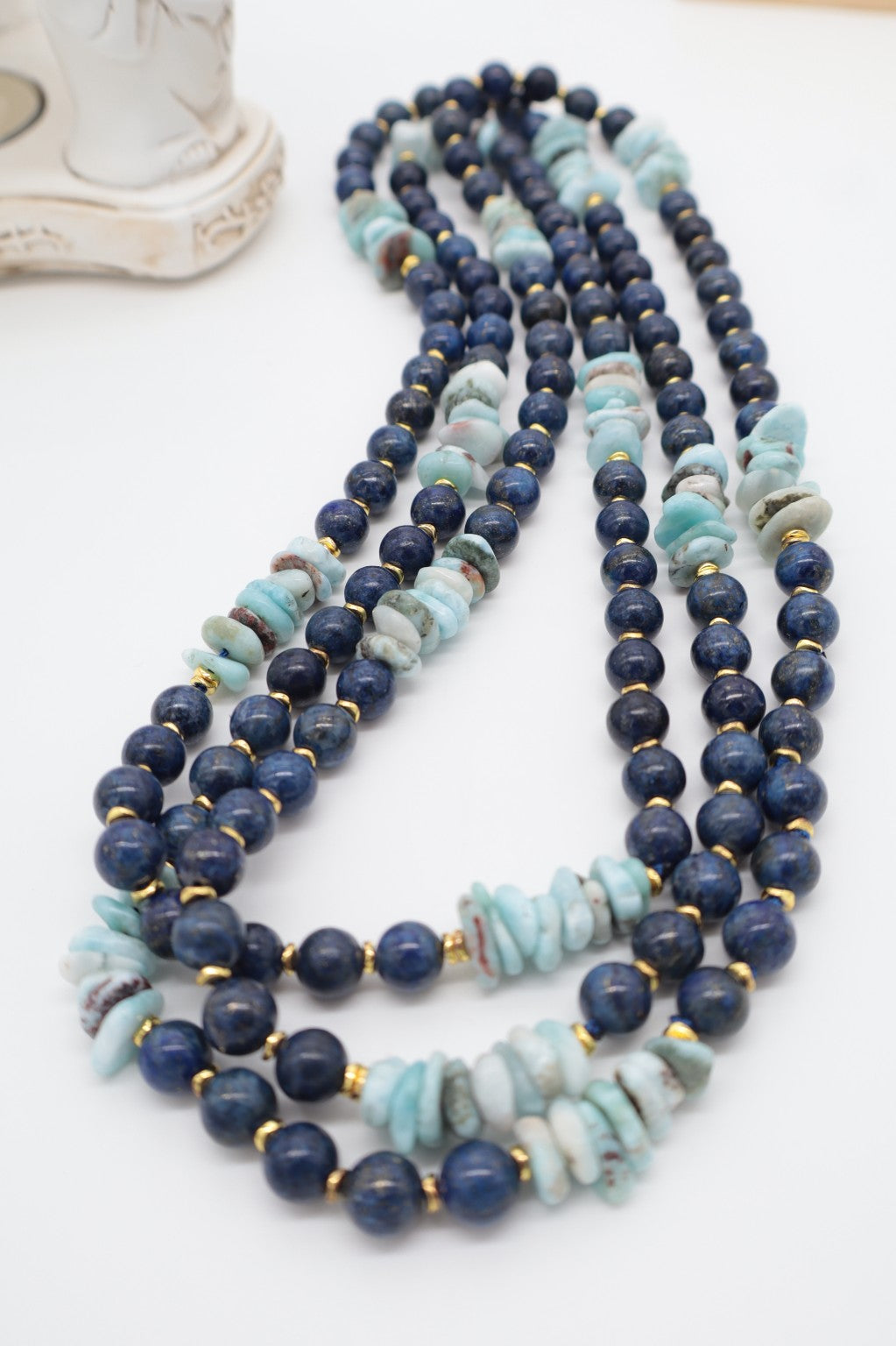 Collana Nereide in lapislazzuli naturale e larimar lunga 160 cm