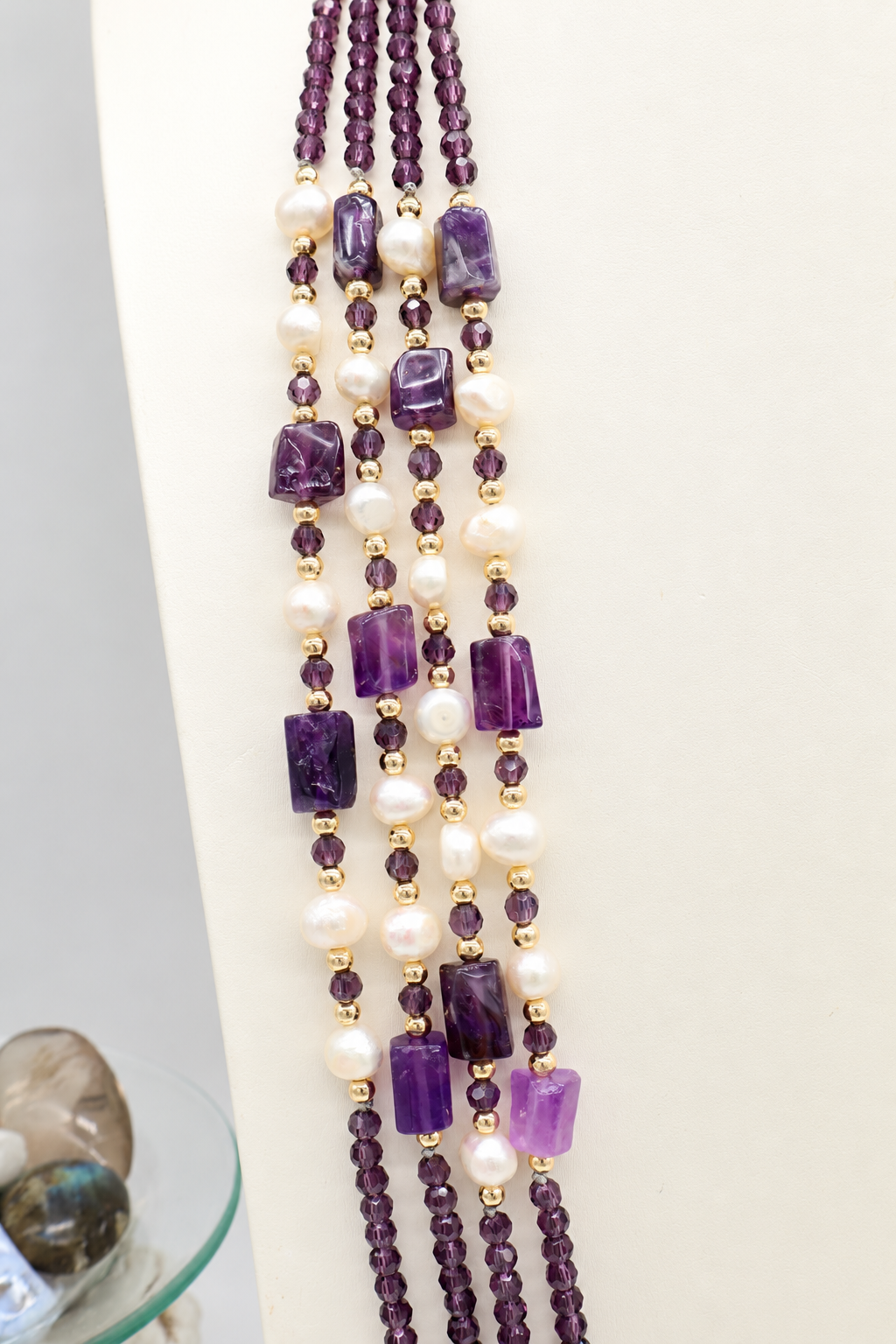 Collana multifilo viola con ametista e perle | Eterea