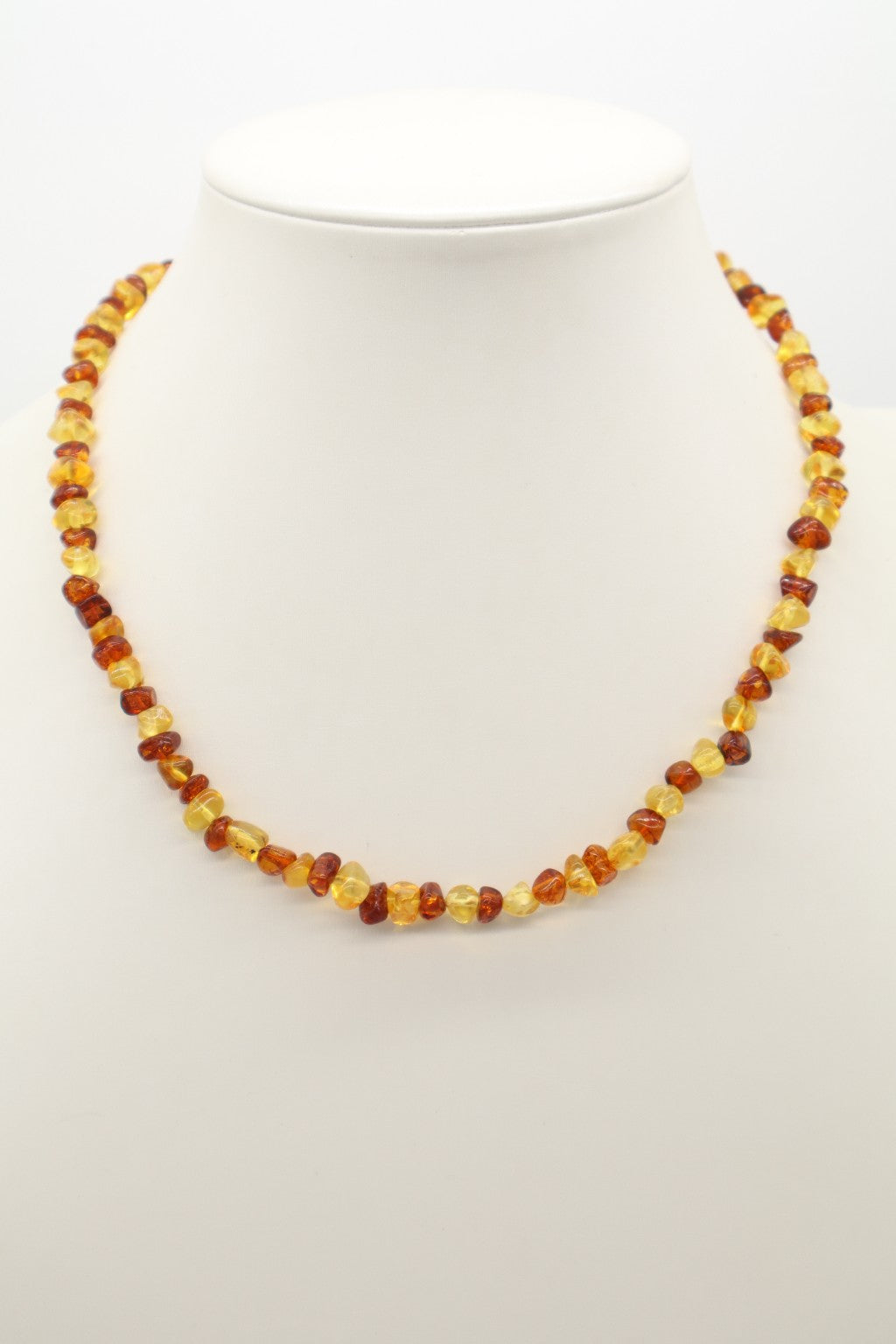 Girocollo in Ambra Baltica Oro e Cognac.