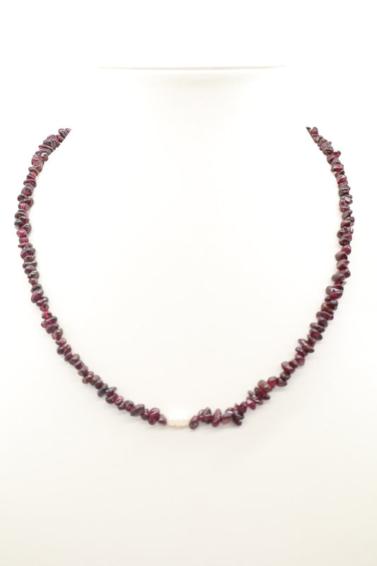 Girocollo in Granato e Perle di Fiume