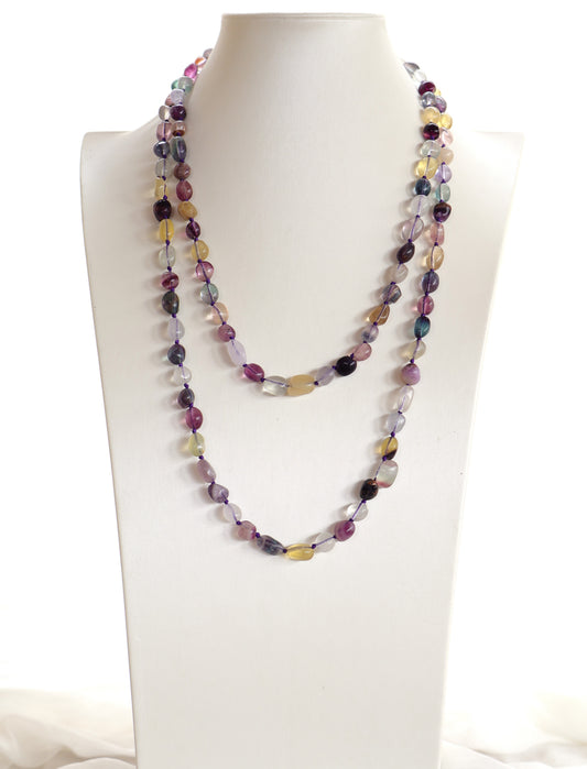 Collana Lunga in Fluorite Arcobaleno Naturale Multi color – Pepite Levigate 7/8 mm