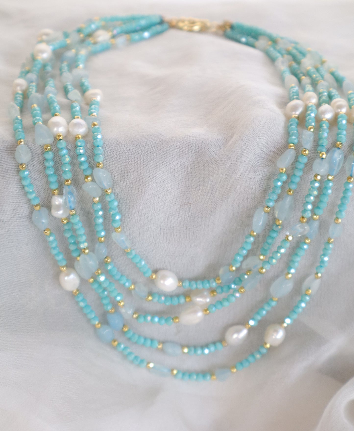 Collana Multifilo Acquamarina, Perle d'Acqua Dolce e Cristalli Azzurri | Eterea Natural Stone