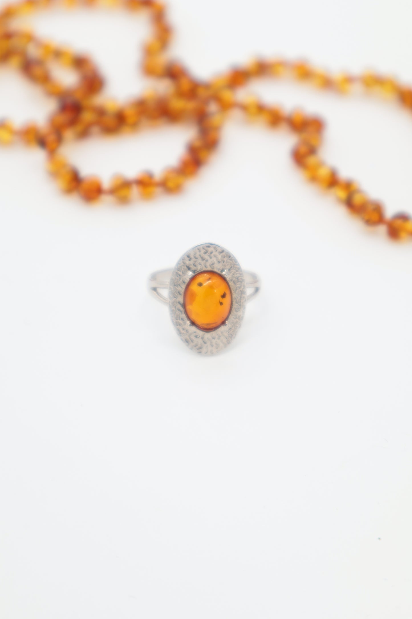 Anello in Argento 925 con Ambra Baltica Ovale