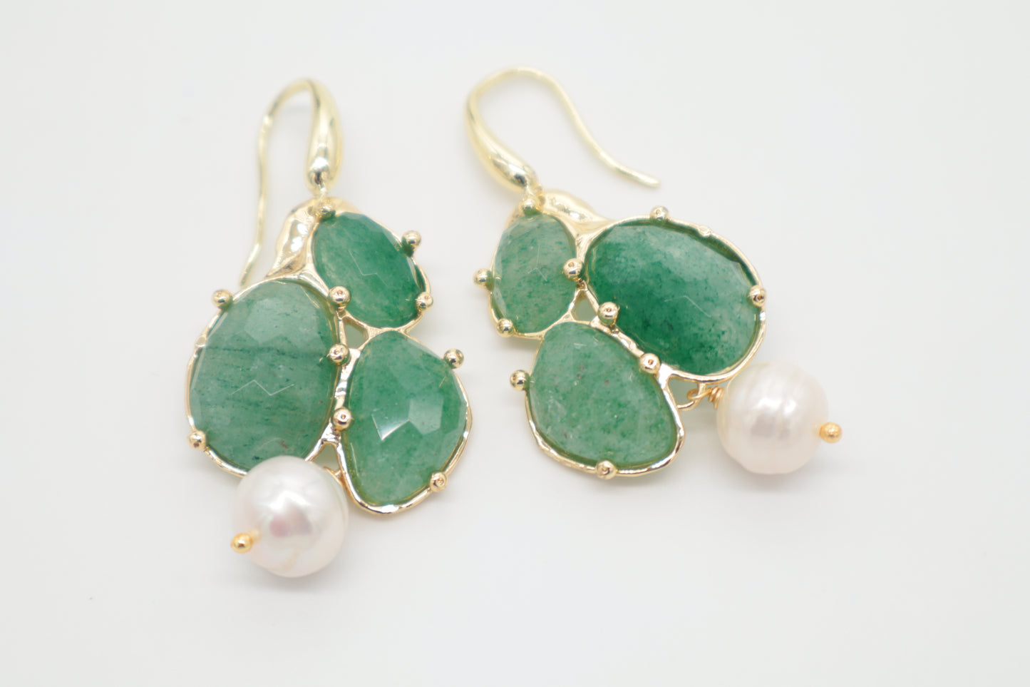 Aretes de aventurina verde y perla