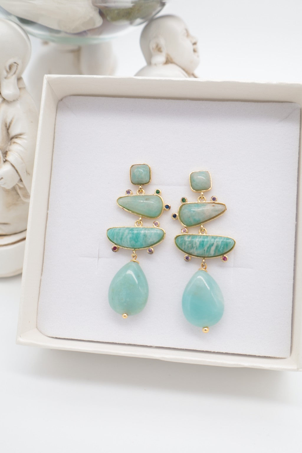 Orecchini pendenti in amazzonite naturale con cabochon dalle forme geometriche