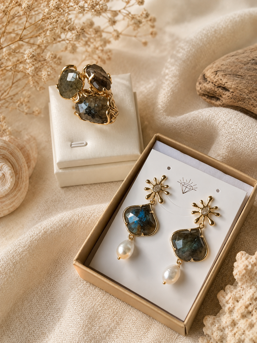 Orecchini pendenti in Labradorite sfaccettata e Perle d'acqua dolce