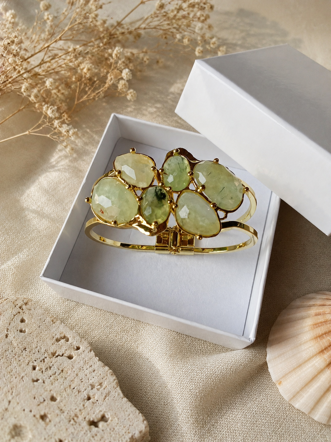 Bracciale Rigido in Prehnite Sfaccettata 22 cm – Eterea Natural Stone